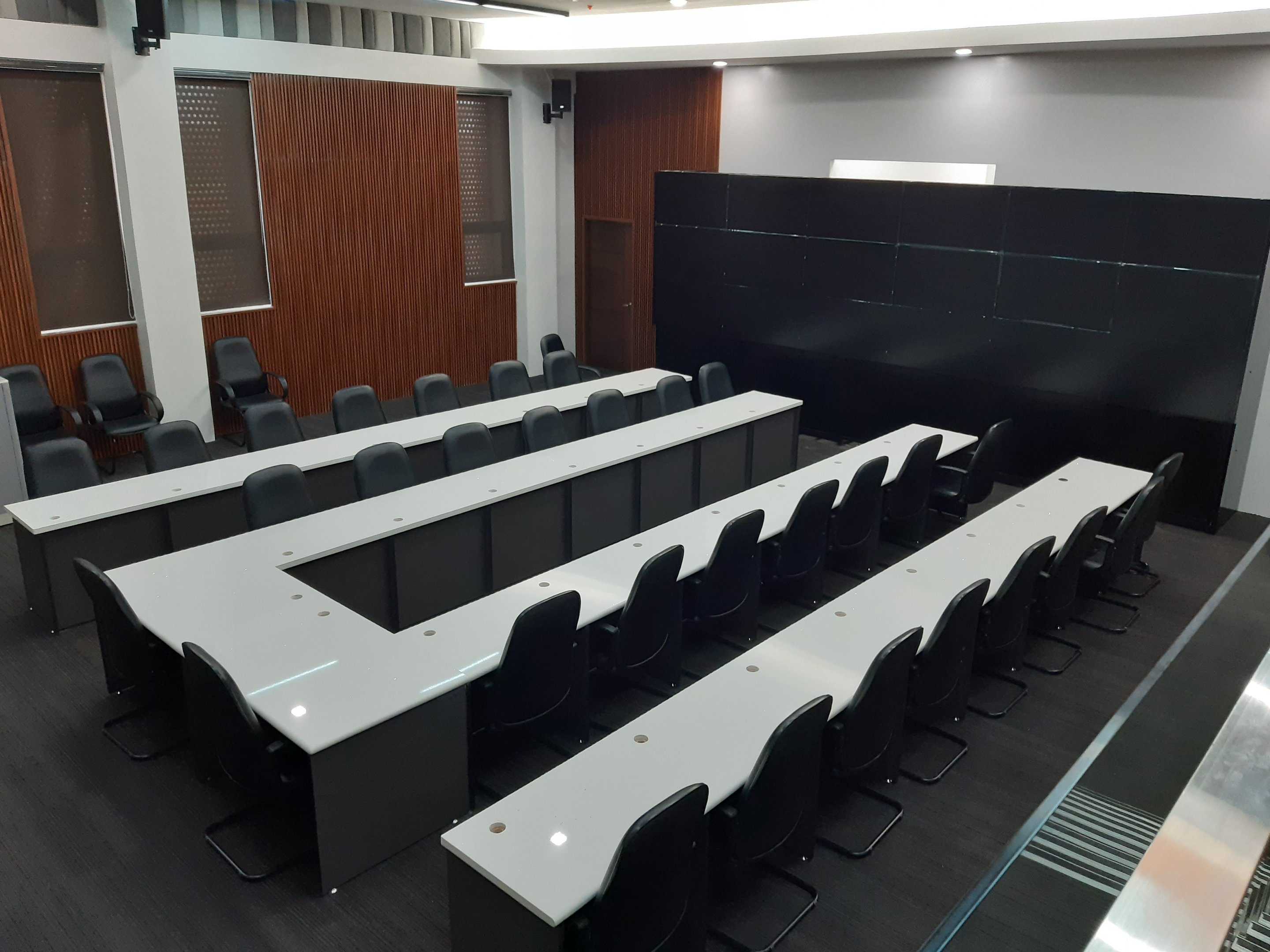 Executive meeting room fit-out by BP Projects